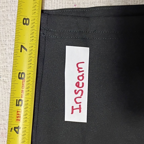 NWT Puma Women's Bermuda Shorts Puma Black Size XS Upf 50 - Picture 9 of 9